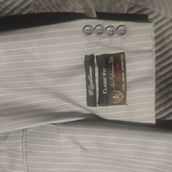 Men silver pin stripe blazer - Picture 3 of 6